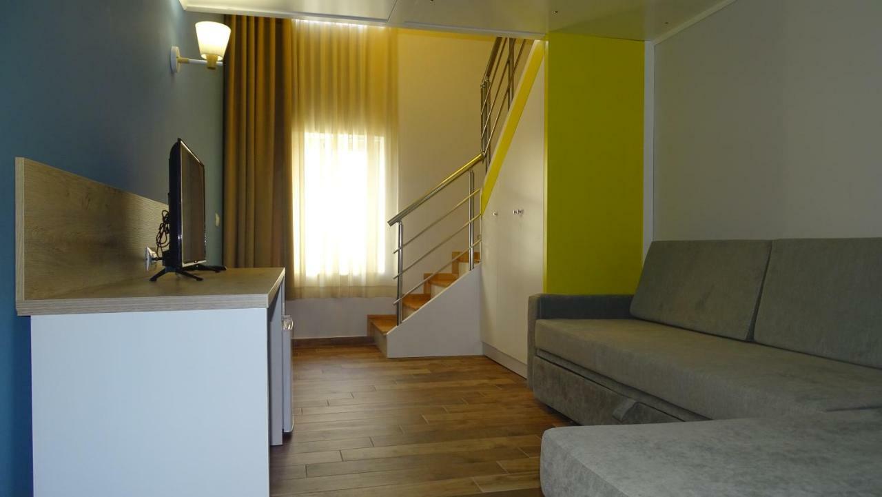 Bistrica Hotel Sarande Exterior photo